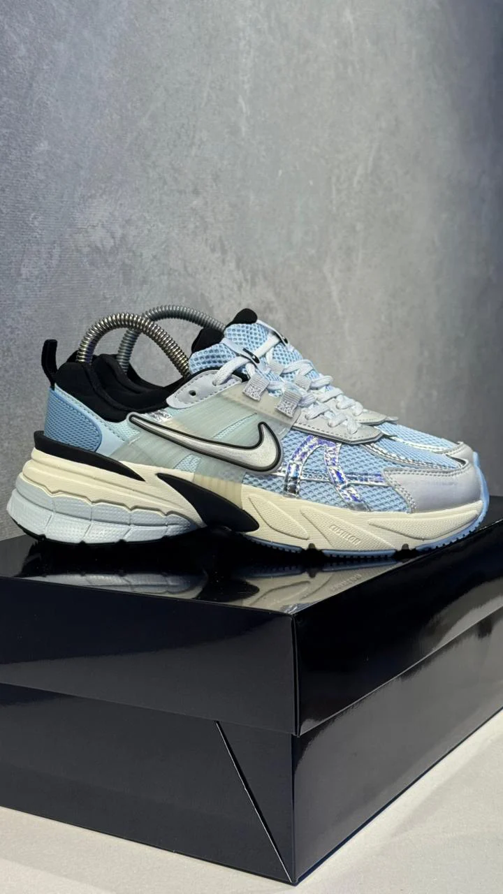 NIKE V2K CELESTE - Image 3