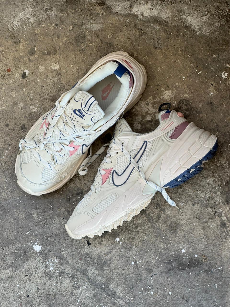 NIKE V3K BEIGE ROSA - Image 6