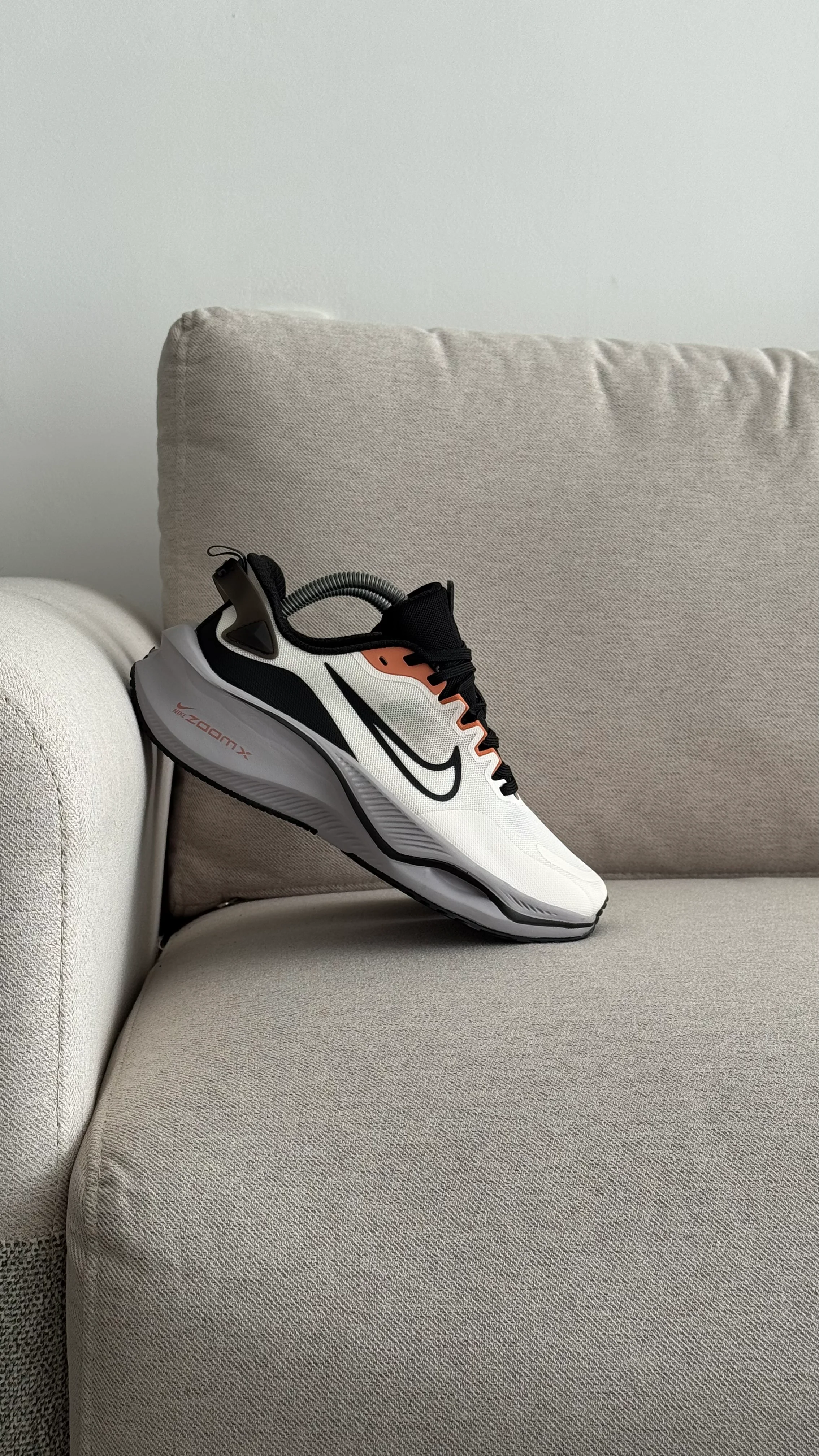 NIKE ZOOM CARITA BLANCO GRIS NEGRO - Image 2