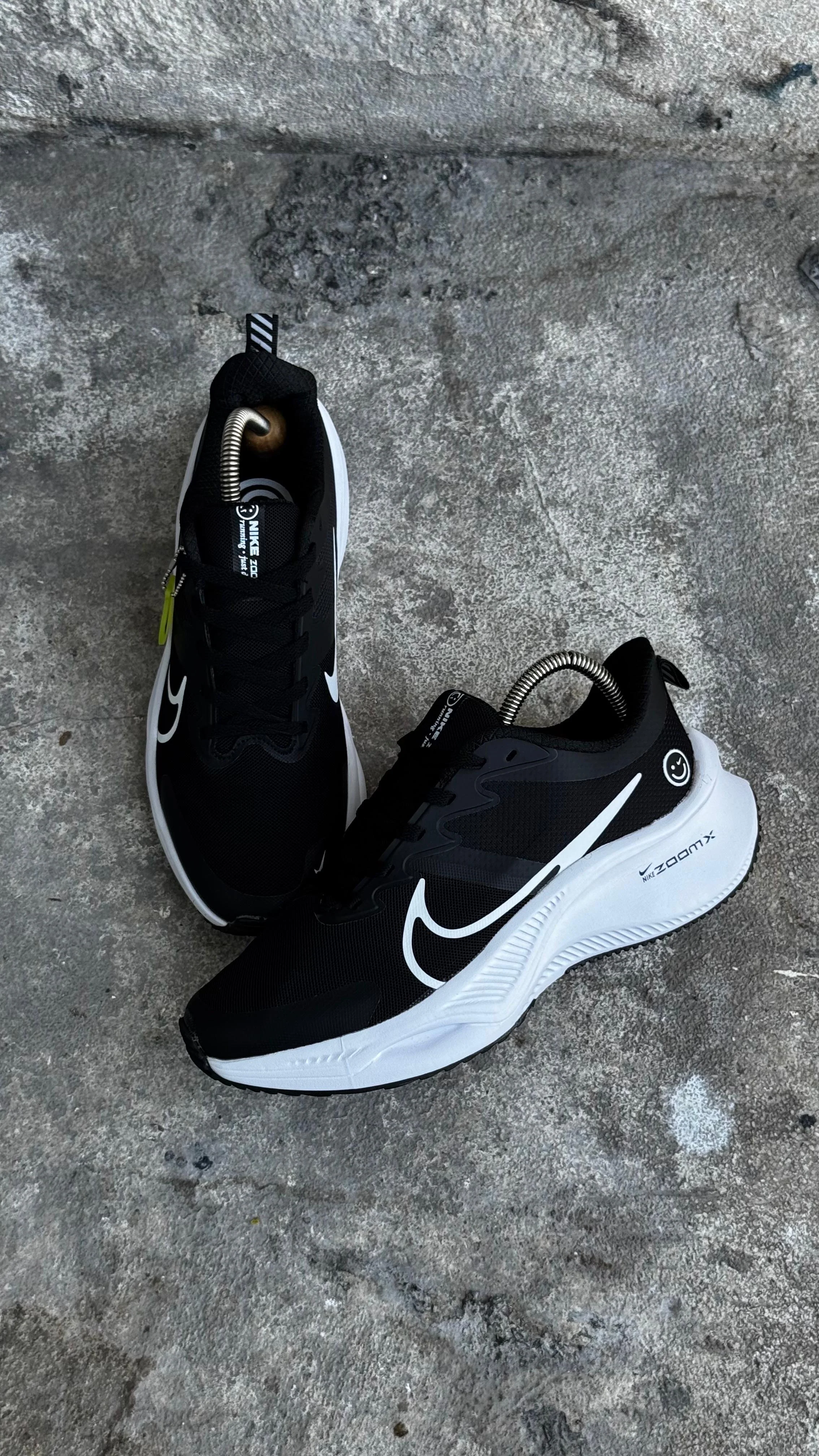 NIKE ZOOM CARITA NEGRO - Image 3