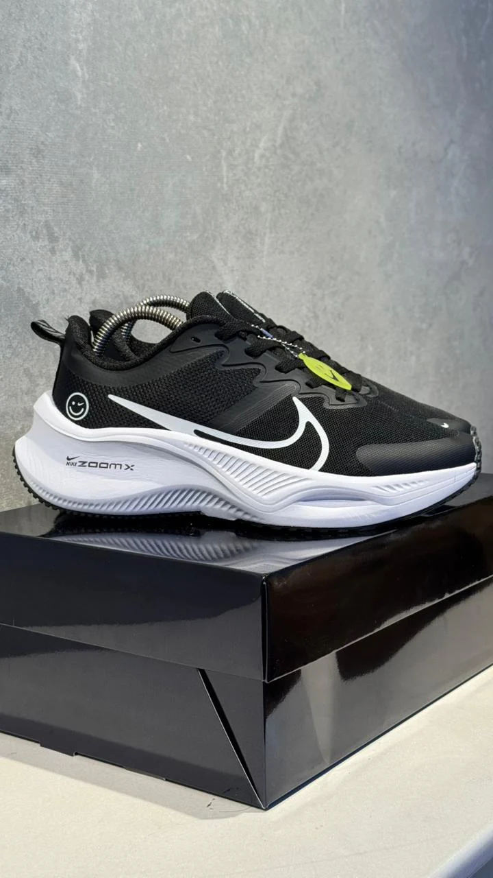 NIKE ZOOM CARITA NEGRO - Image 5