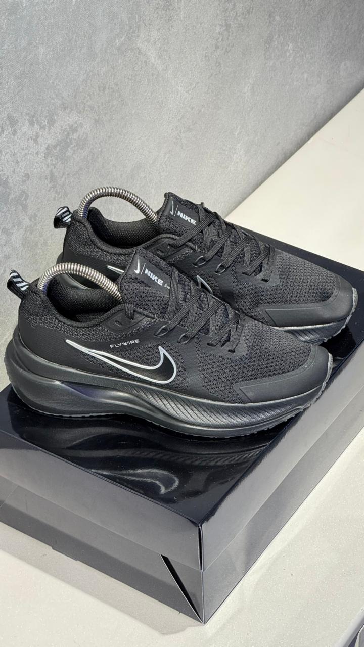 NIKE ZOOM FLY NEGRO PROMO - Image 2