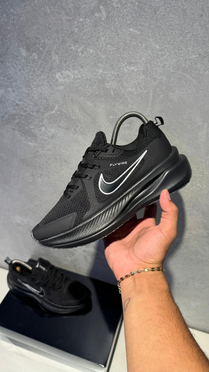 NIKE ZOOM FLY NEGRO PROMO - Image 3