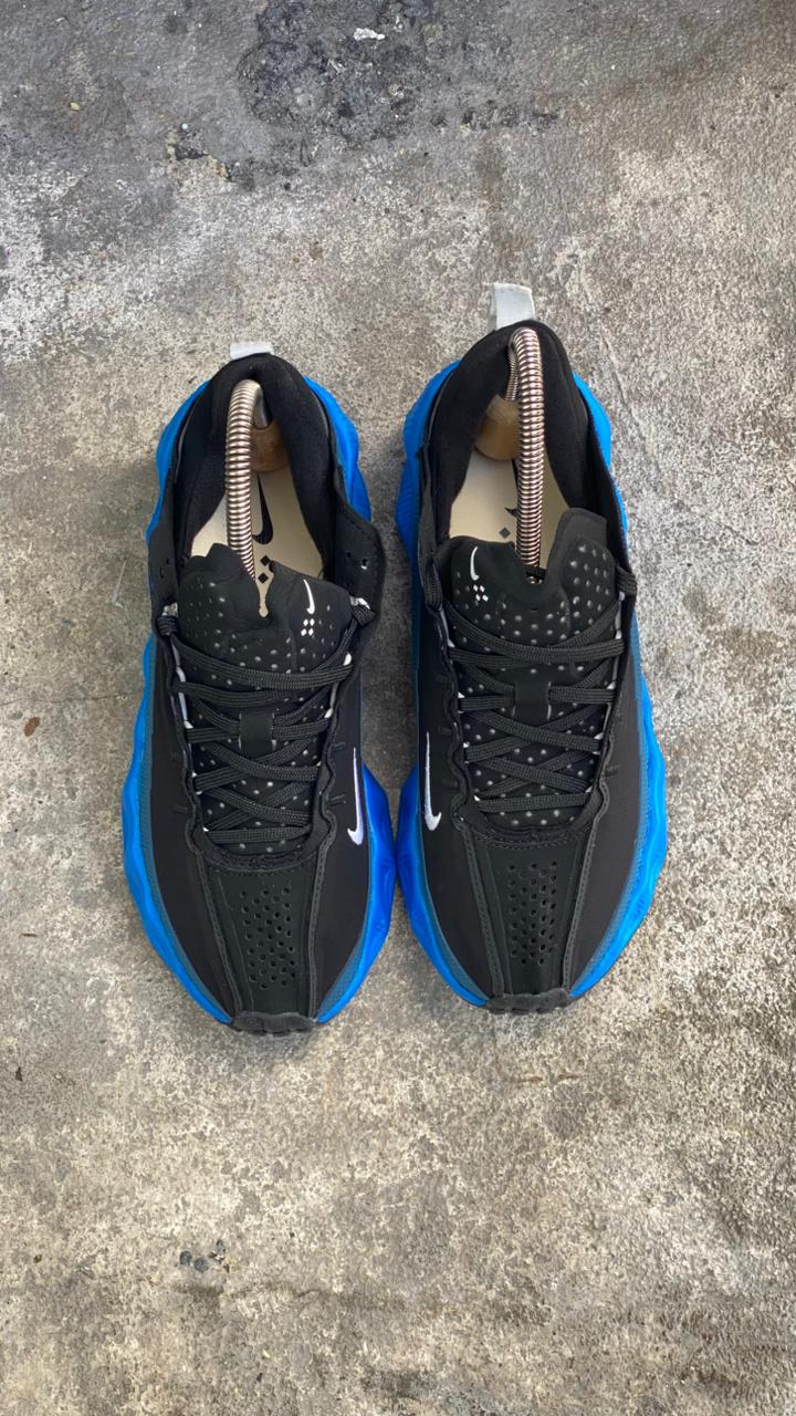 NIKE AVA ROVER NEGRO AZUL - Image 2