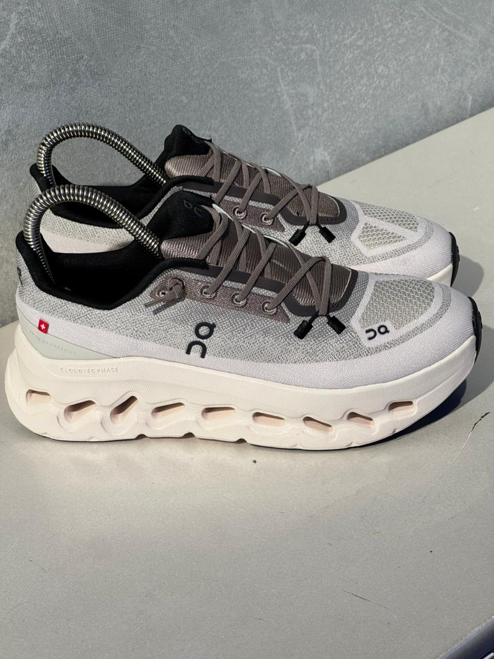 ON CLOUDTEC BEIGE CORAL - Image 4