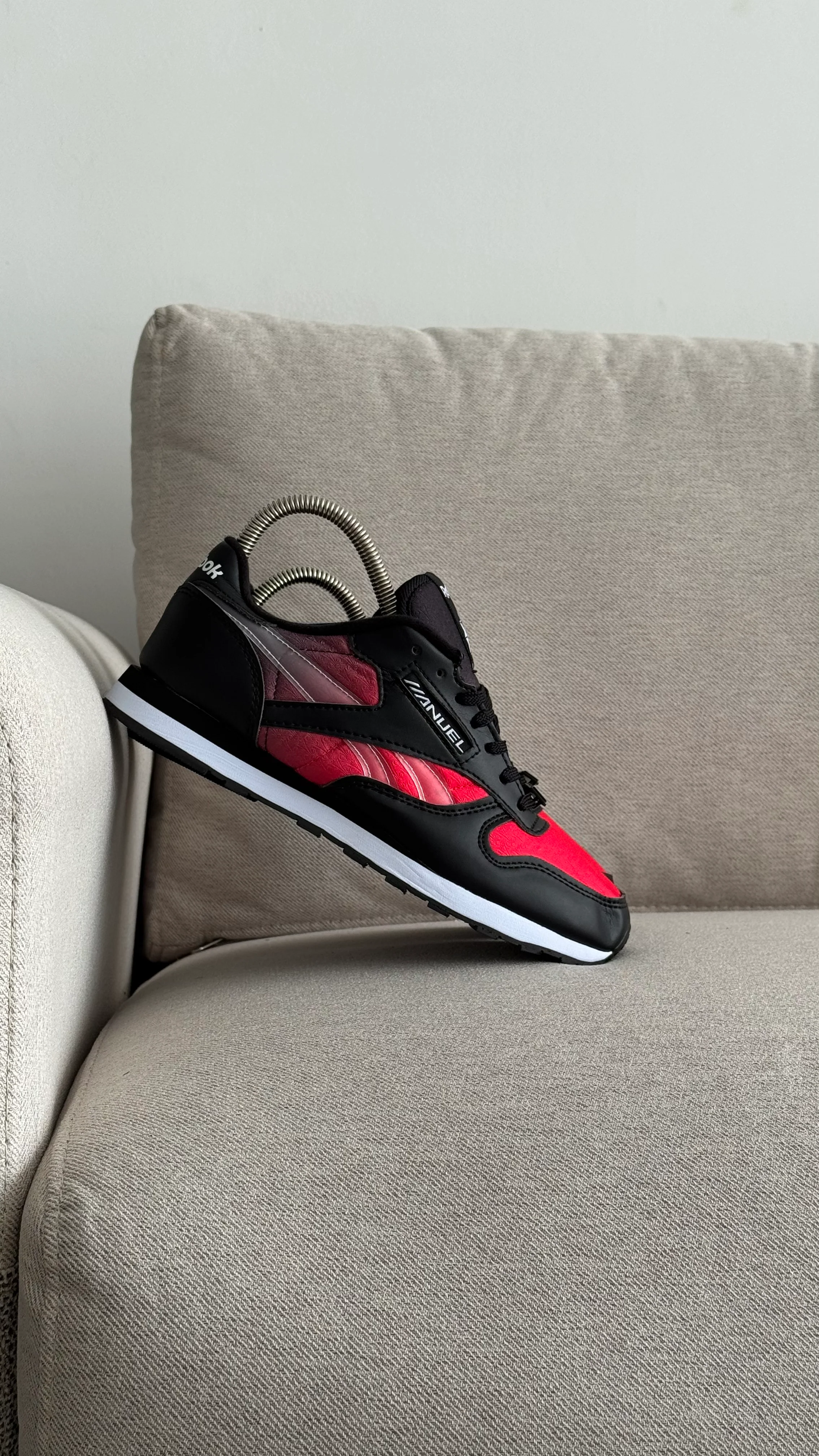 REBOOK ANUEL NEGRO ROJO - Image 8