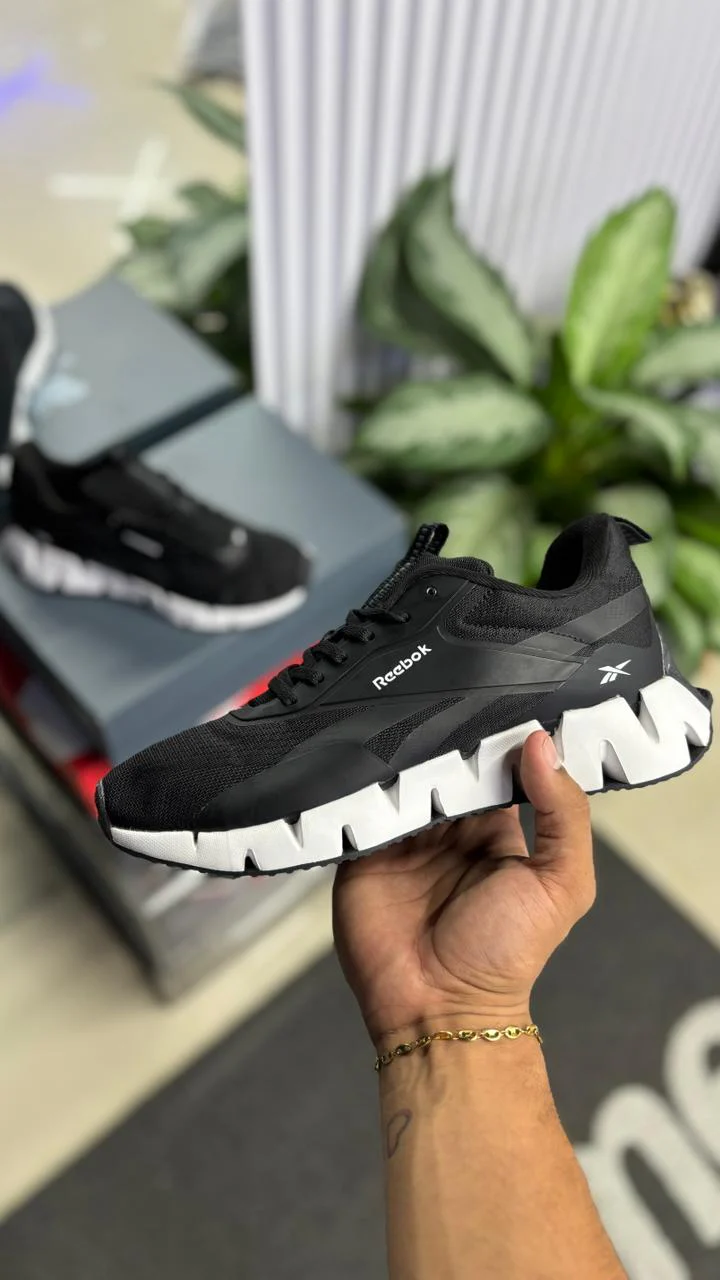 REEBOK SIG NEGRO BLANCO - Image 4