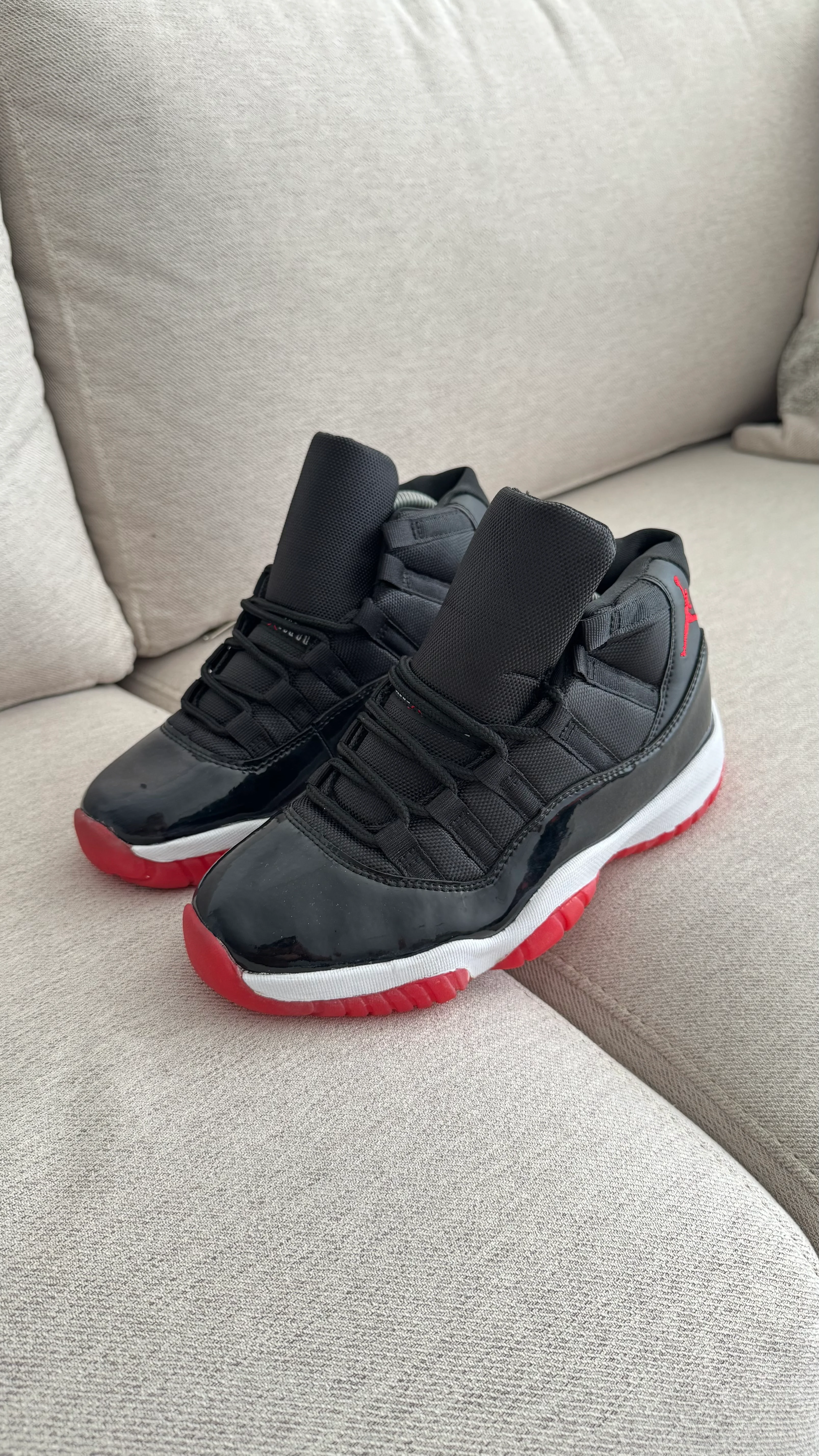RETRO 11 NEGRO ROJO - Image 7