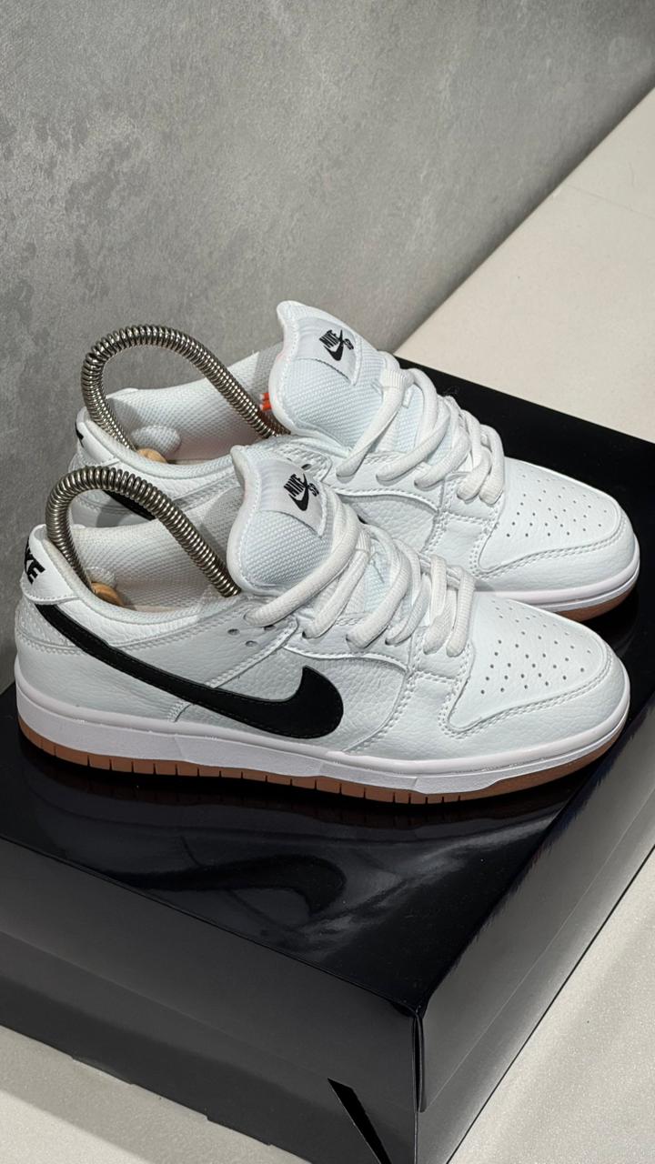 NIKE SB LEYENDA BLANCO NEGRO - Image 3