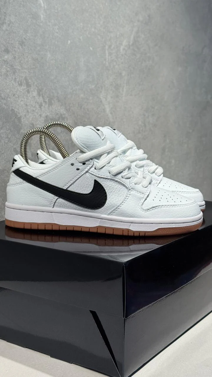 NIKE SB LEYENDA BLANCO NEGRO - Image 4