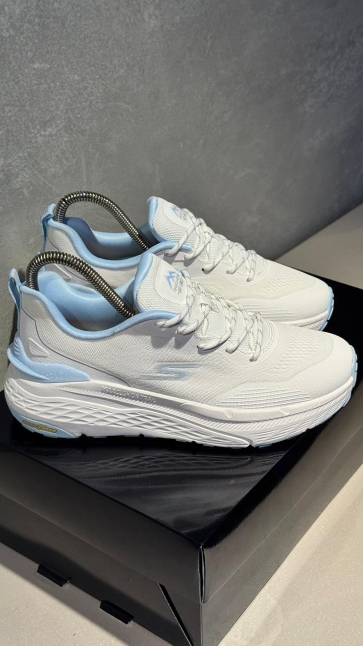 SKETCHERS GYEAR BLANCO AZUL - Image 4