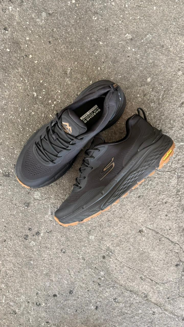 SKETCHERS GYEAR NEGRO CAFE - Image 3