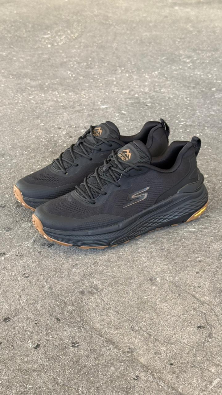 SKETCHERS GYEAR NEGRO CAFE - Image 4