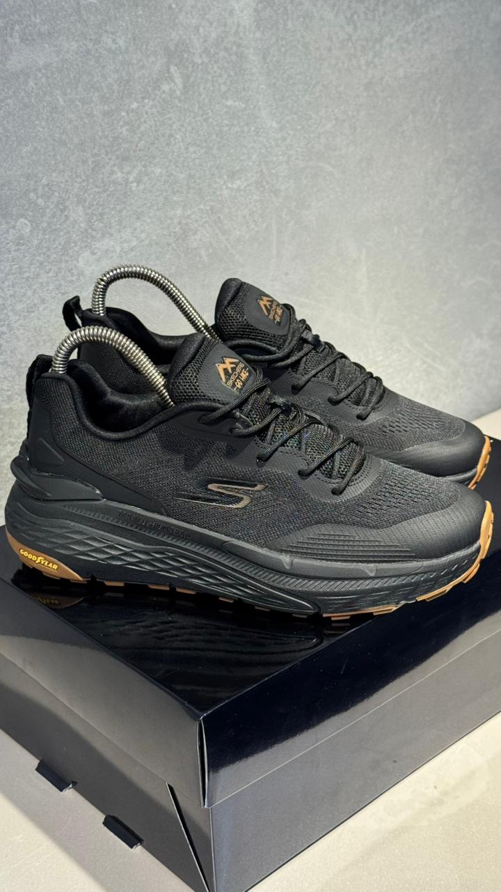 SKETCHERS GYEAR NEGRO CAFE - Image 5