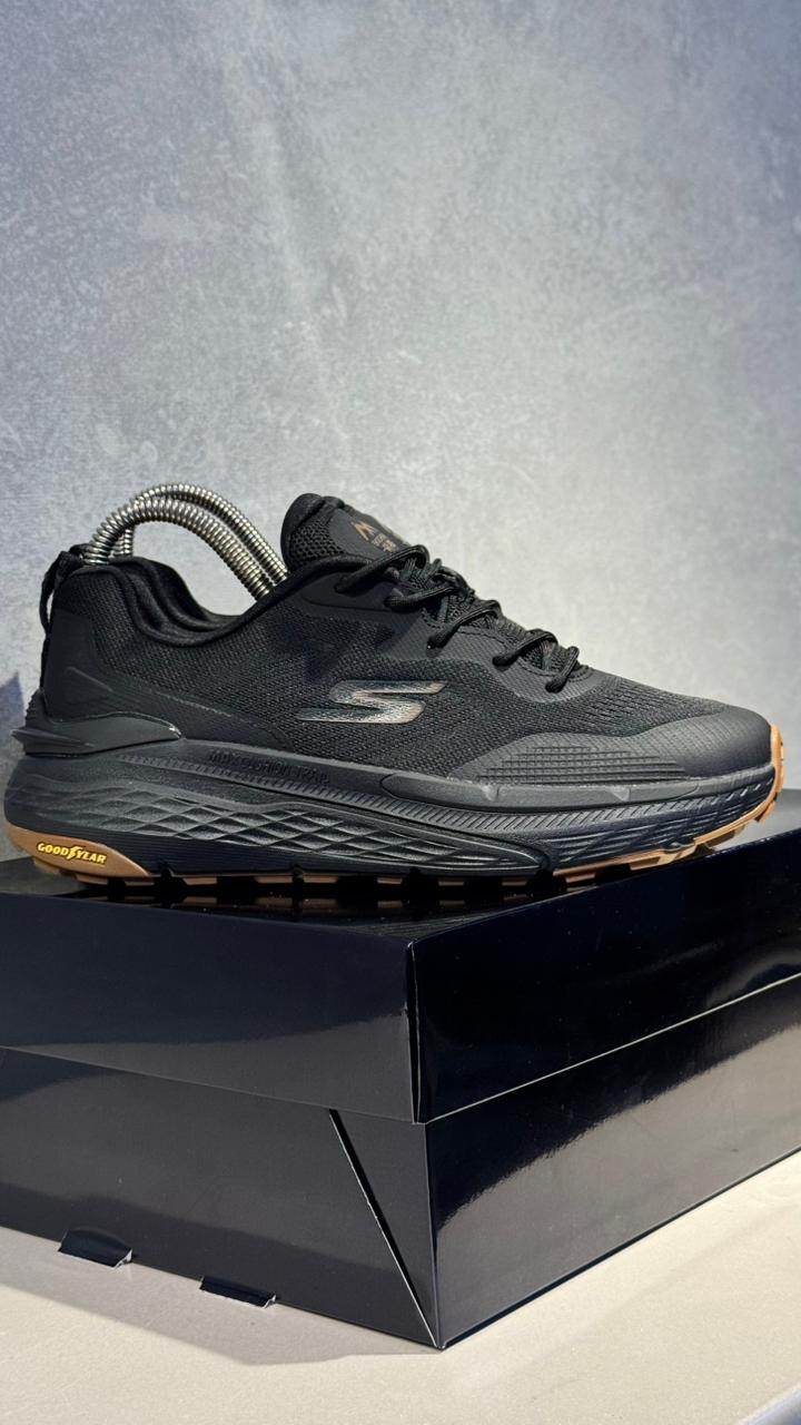 SKETCHERS GYEAR NEGRO CAFE - Image 6