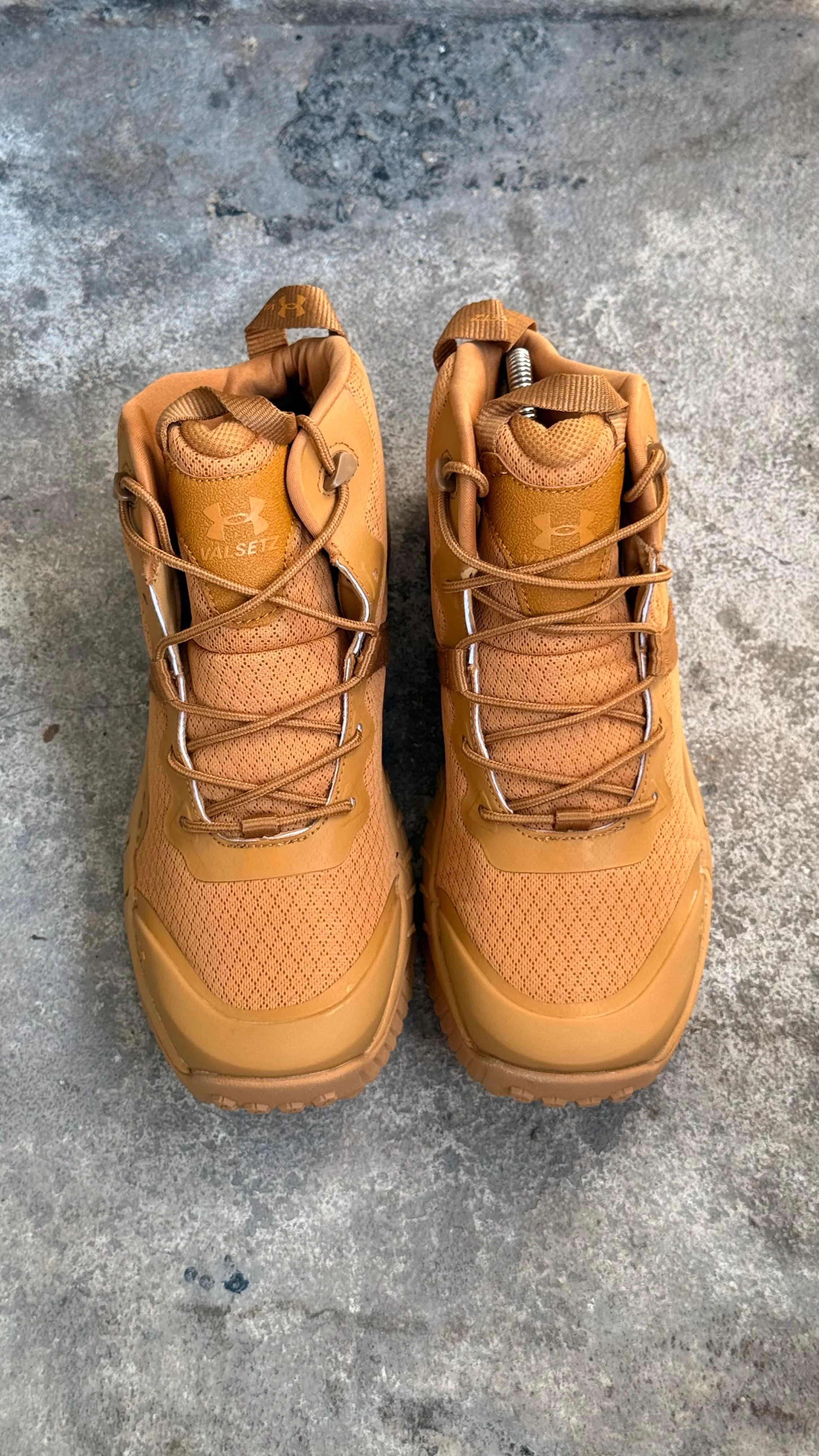UNDER ARMOUR BOTA CARAMELO - Image 2
