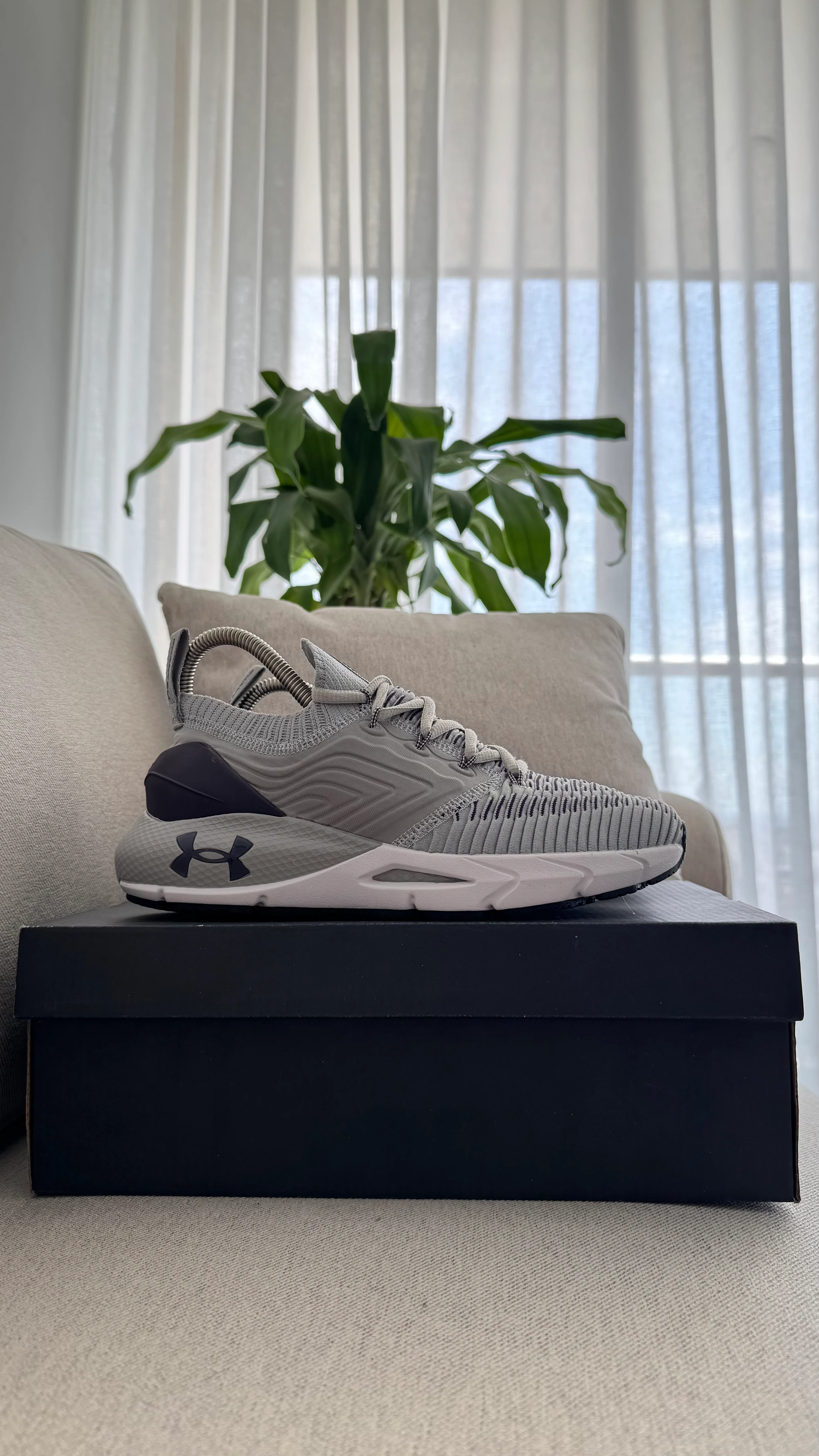UNDER ARMOUR GRIS MORADO - Image 7