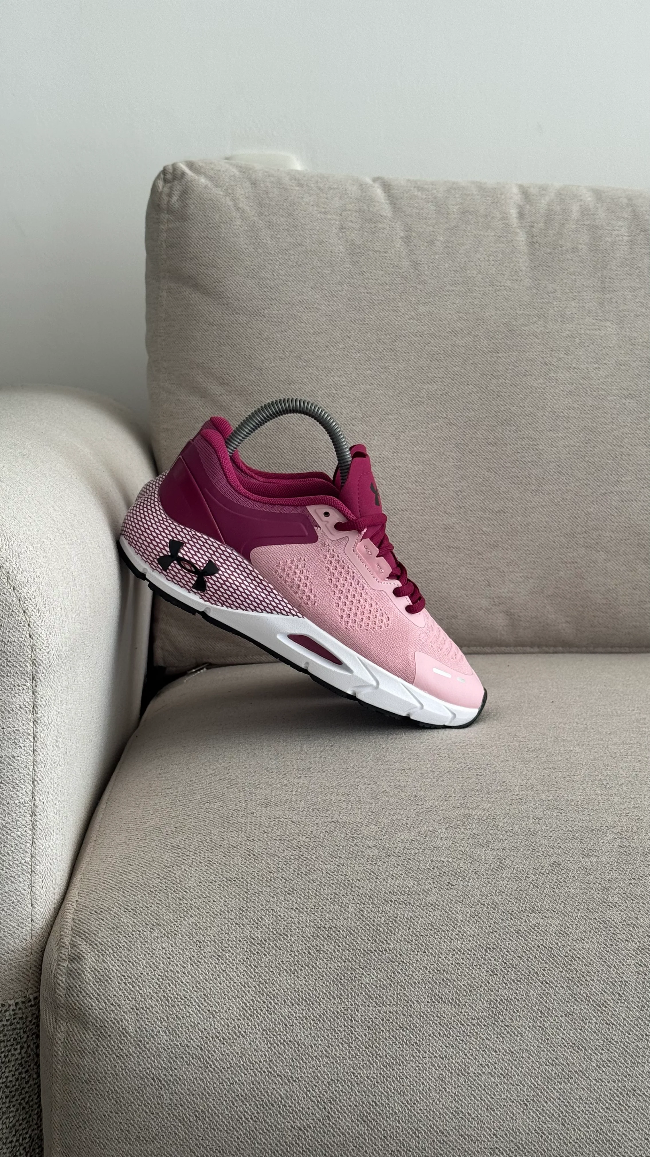 UNDER ARMOUR TENIS ROSADO ROSA - Image 8