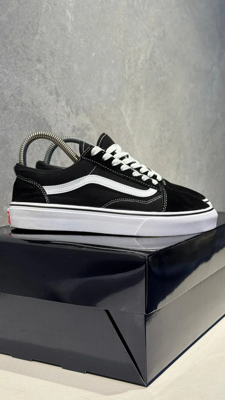 VANS CLASICA NEGRO BLANCO - Image 4