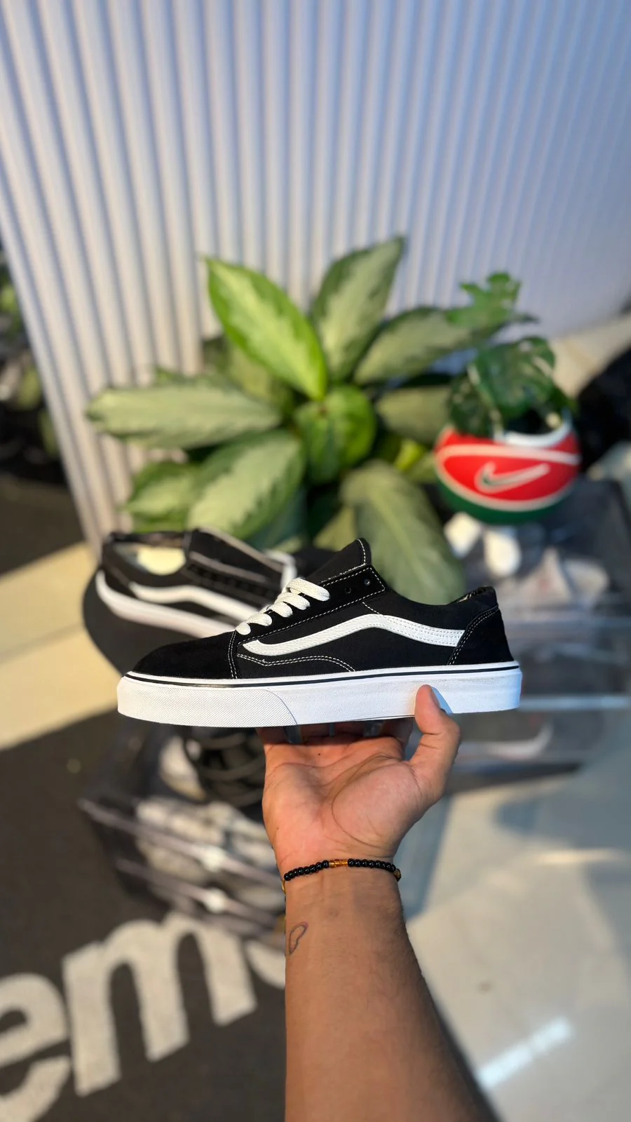 VANS CLASICA NEGRO BLANCO - Image 5