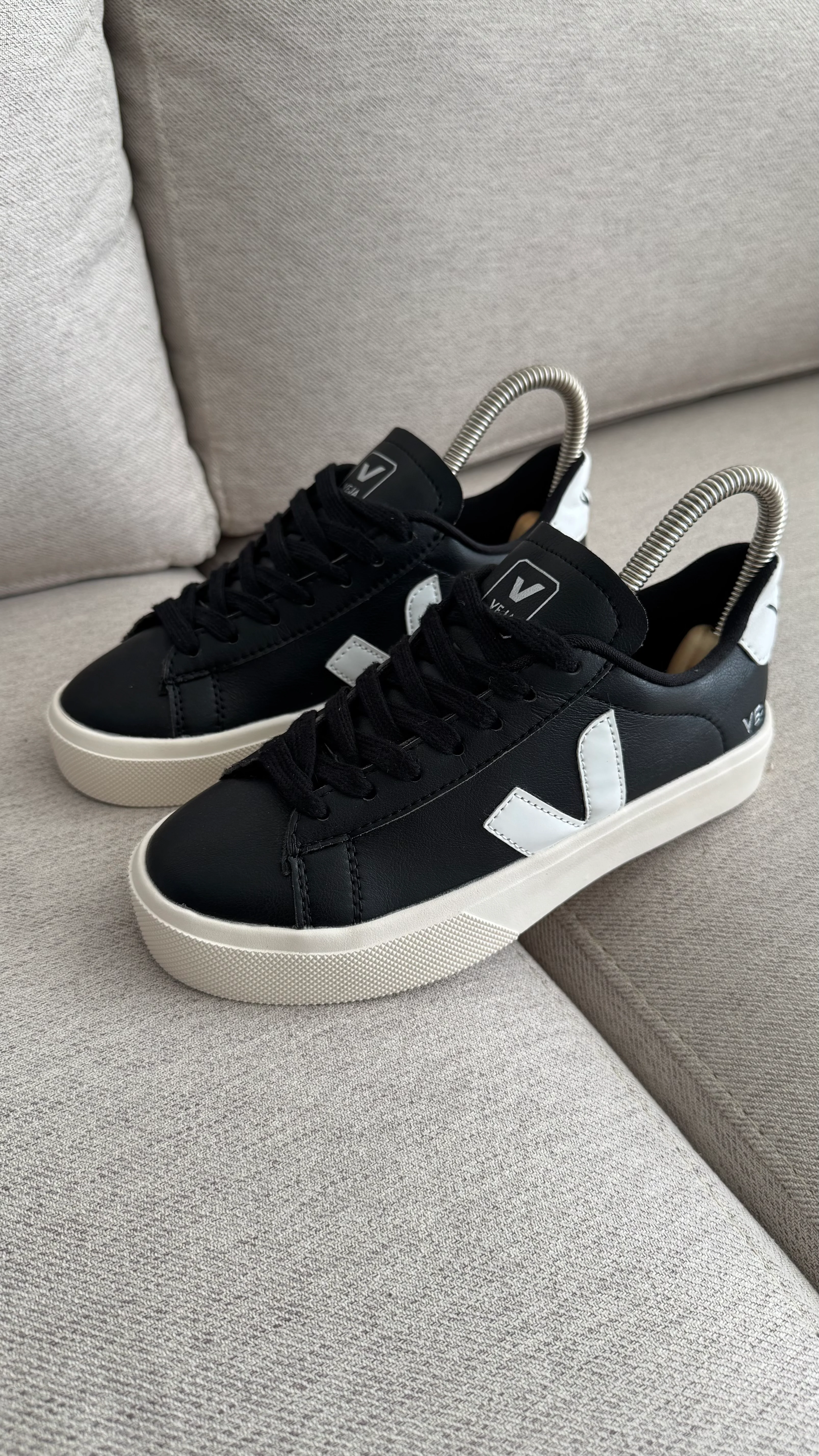 VEJA NEGRO BLANCO PROMO - Image 10
